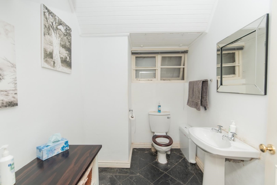 To Let commercial Property for Rent in Richmond Hill Eastern Cape